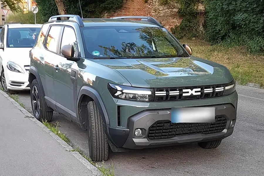 Dacia Duster 4x4, mașină de închiriat la Rulaj Rent