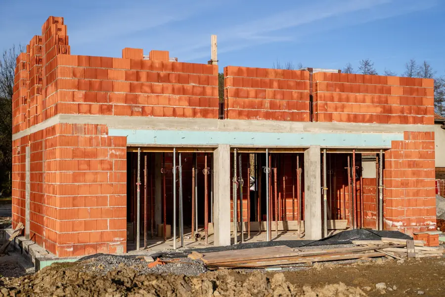 Zidărie la o casă ridicată de Casa Ta Construcții